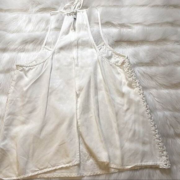 Lace Overlay Halter Tank (S) - Picture 8 of 9